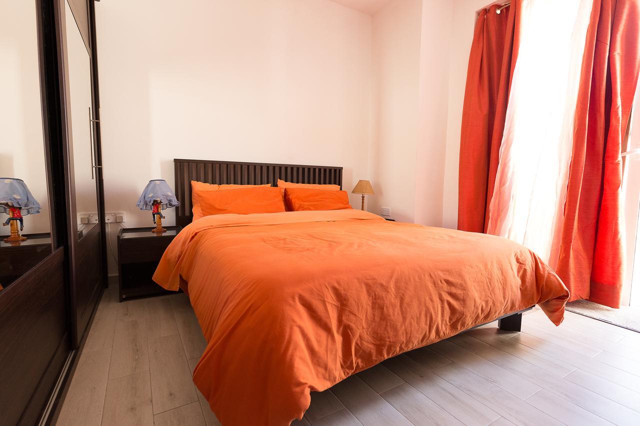 Pawlu Accommodations Слима Экстерьер фото